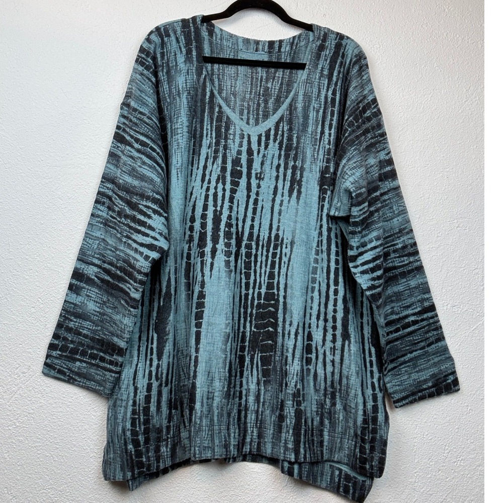 Blue Black Tie Dye V-Neck Tunic - 2X - Oversized Long Sleeve Boho Lagenlook Top